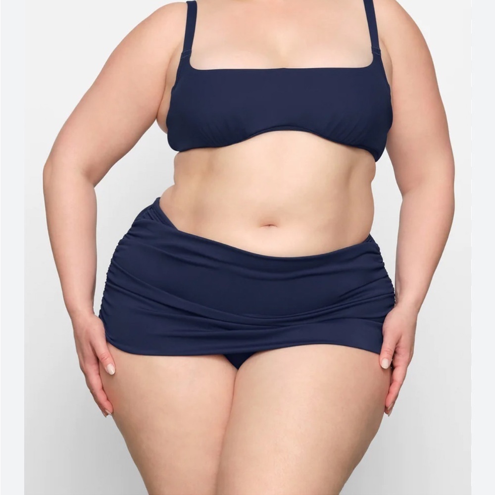 NWT Skims Sculpting Swim Fold Over Bikini Bottom